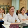 В 2026 году для российских школьников за рубежом сохранится право сдачи ГИА в форме промежуточной аттестации