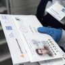 Суд оштрафовал на 30 тыс руб "Почту России" за повреждение конверта