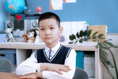 Минпросвещения России: Регионы самостоятельно принимают решение об отмене занятий при морозах