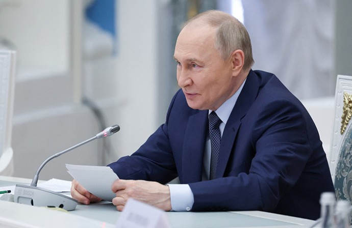Владимир Путин рассказал, как он отказался от очков