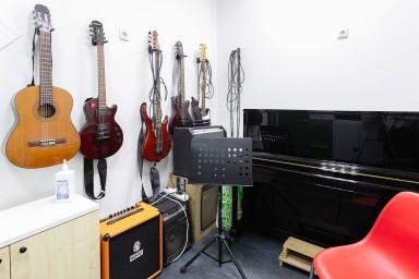 Международный день гитариста. Воспитанники школ искусств — о своих успехах, достижениях и планах