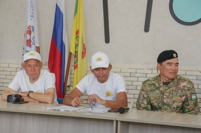 Участники велопробега из Астаны в Москву посетили Пензу