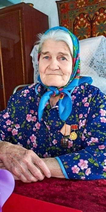 Жительница Башкирии Александра Пимкина отметила 90-летие