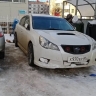 Из-за "мастеров парковки" у трёх домов в Южно-Сахалинска мусорные баки остались полными