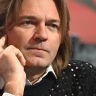 Дмитрий Маликов с ребенком наловил рыбы и рассорил россиян. Они не смогли решить, рыбачил певец с сыном или с внуком
