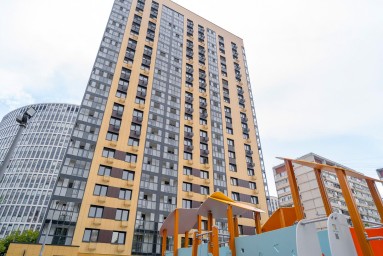 Более 200 москвичей приступили к переселению в новостройку по программе реновации на улице Заречной