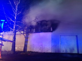 Пензенские спасатели помогли потушить крупный пожар в Богословке