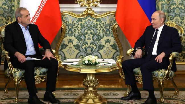 МИД России: Не врите — Путин не уговаривал Тегеран согласиться на сделку с США
