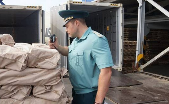 624 административных и 4 уголовных дела возбудила Сахалинская таможня в этом году 624 административных и 4 уголовных дела возбудила Сахалинская таможня в этом году