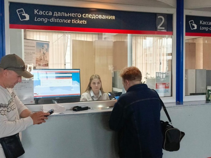 На кировском вокзале установили новые терминалы для покупки билетов