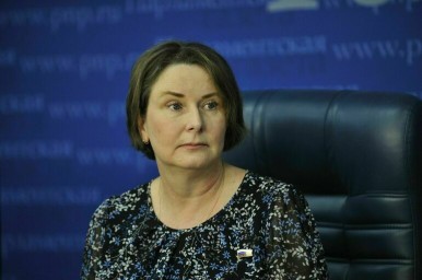Депутат Разворотнева рассказала, почему взамен аварийного жилья нужно давать квартиры, а не деньги
