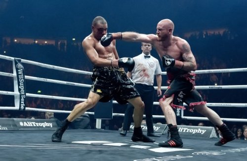 Джордж Гроувс vs Крис Юбенк: кровавая драка (Фото) - «Спорт»