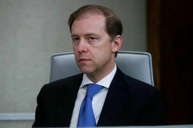 Мантуров поручил изучить вопрос о пошлинах на пищевую пленку из недружественных стран