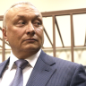 Присяжные признали экс-сенатора Савельева виновным в покушении на убийство