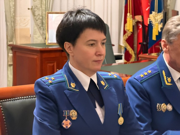 Новым прокурором Костромской области стала жгучая брюнетка из Рязани Новым прокурором Костромской области стала жгучая брюнетка из Рязани