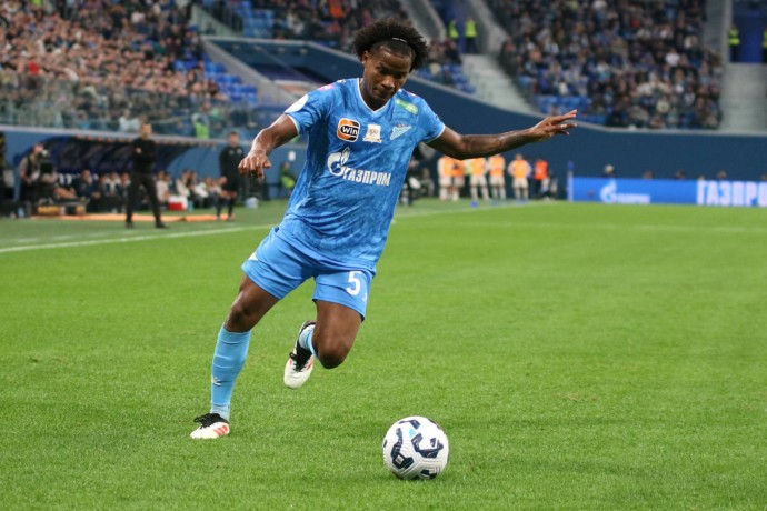 Барриос прокомментировал победу «Зенита» над «Акроном» Барриос прокомментировал победу «Зенита» над «Акроном»