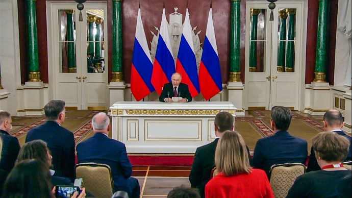 Владимир Путин предложил провести прямые переговоры с Украиной 15 мая в Стамбуле