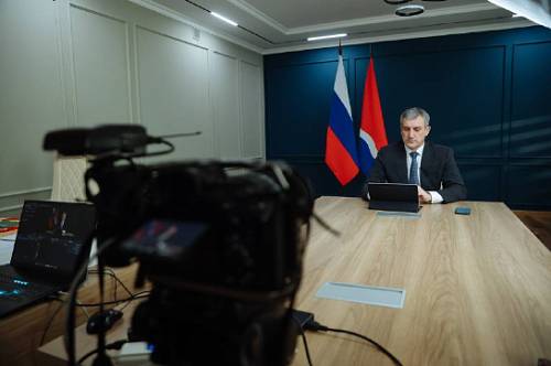 Василий Орлов во время прямого эфира поблагодарил команду администрации Благовещенска Василий Орлов во время прямого эфира поблагодарил команду администрации Благовещенска