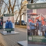 Выставка ко Дню работников бытового обслуживания населения и жилищно-коммунального хозяйства открылась на Конногвардейском бульваре