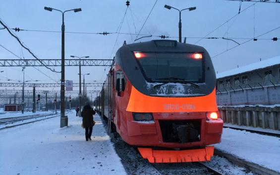 В новогодние каникулы между Курском и Москвой пустят дополнительные поезда