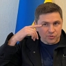 Через переход с циклом: Выпускать всех мужчин с Украины начнут не сразу — Подоляк