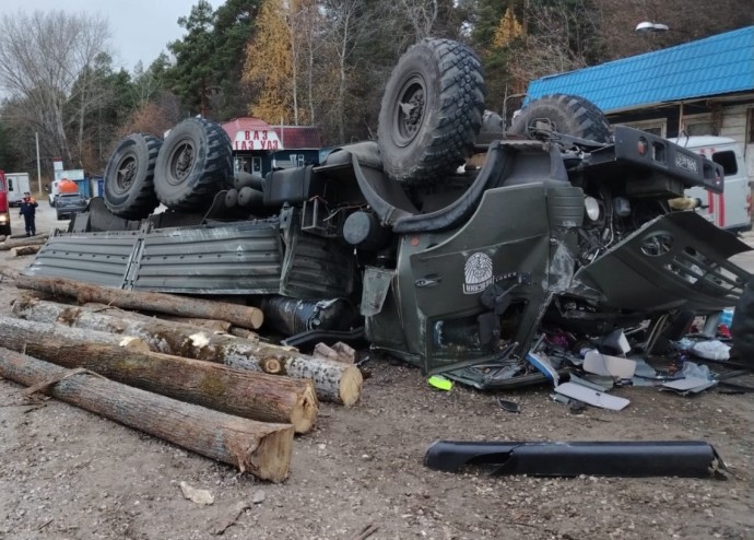 Обнародованы фото с места ДТП с перевернувшимся КамАЗом в Пензенской области Обнародованы фото с места ДТП с перевернувшимся КамАЗом в Пензенской области
