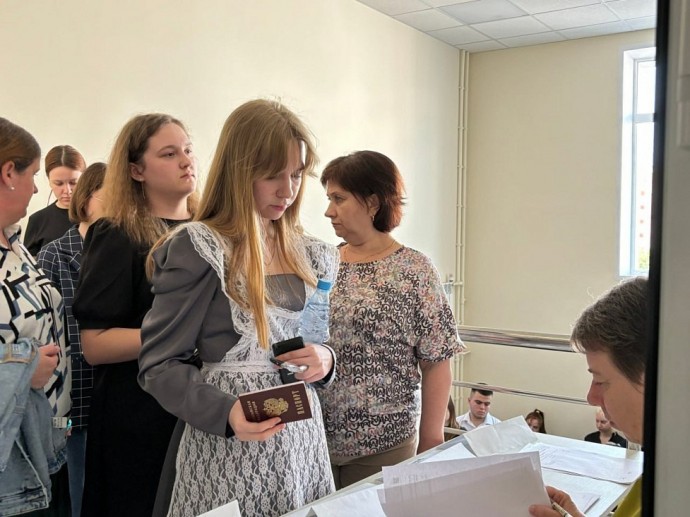 В Курске состоялись экзамены ЕГЭ по биологии, географии и иностранным языкам