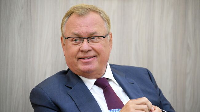 Глава ВТБ выступил за более быстрое снижение ключевой ставки