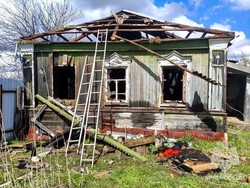 На пожаре в частном доме нашли труп женщины