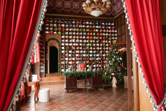 В гости к Деду Морозу: в кинопарке «Москино» открывается сказочная площадка В гости к Деду Морозу: в кинопарке «Москино» открывается сказочная площадка