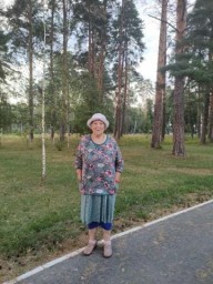 В Башкирии пропала пожилая женщина в серой бейсболке