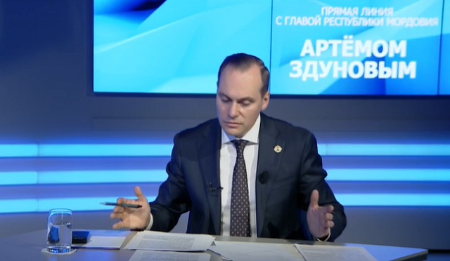 Глава Мордовии Артём Здунов отвечает на вопросы граждан в прямом эфире