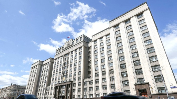 Госдума приняла в первом чтении закон о выезде совершеннолетних детей мигрантов из России