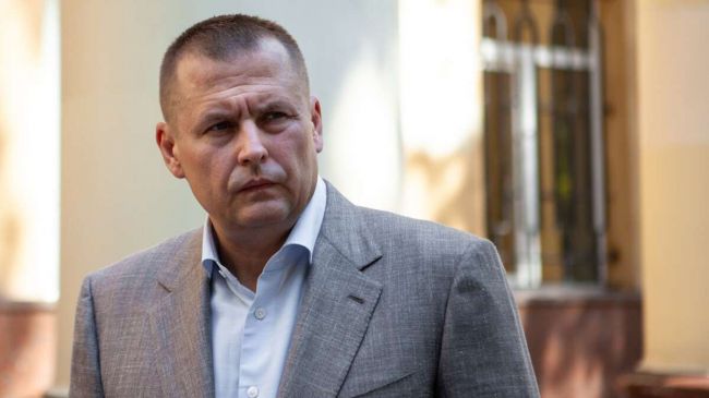 Украинские силовики провели обыски в мэрии Днепропетровска, мэр назвал их «псами»