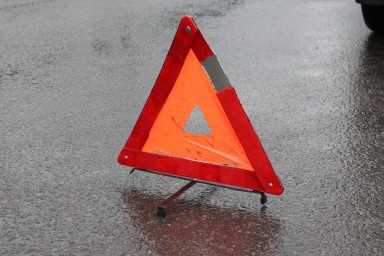 В Липецке мотоцикл сбил 24-летнюю девушку