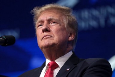 Трамп предложил ввести против ЕС торговые пошлины в размере 50%