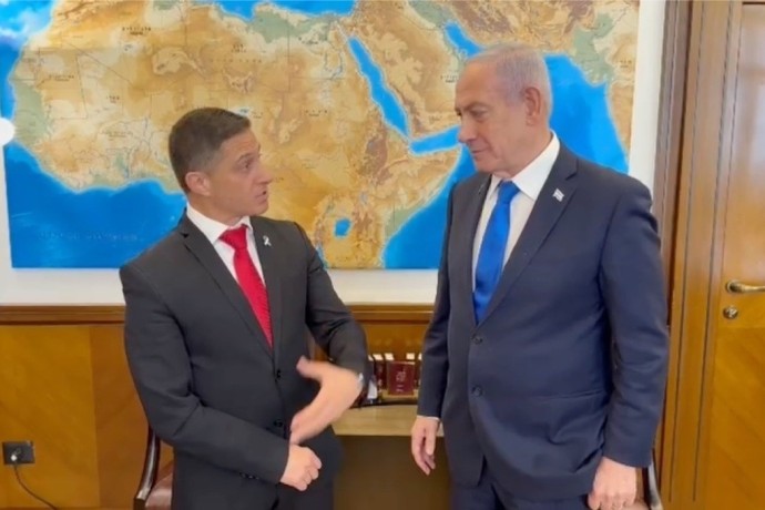 Нетаниягу и мэр Беэр-Шевы рекламируют "большую часть Израиля"