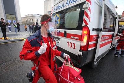 В Виннице машина с сотрудниками ТЦК несколько раз сбила мужчину и уехала В Виннице машина с сотрудниками ТЦК несколько раз сбила мужчину и уехала