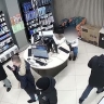 Серийный похититель техники, алкоголя и телефонов попал на видео в российском городе