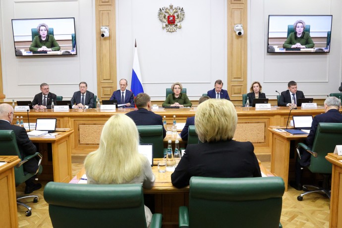 Матвиенко назвала партнёрским взаимодействие Совета Федерации и правительства