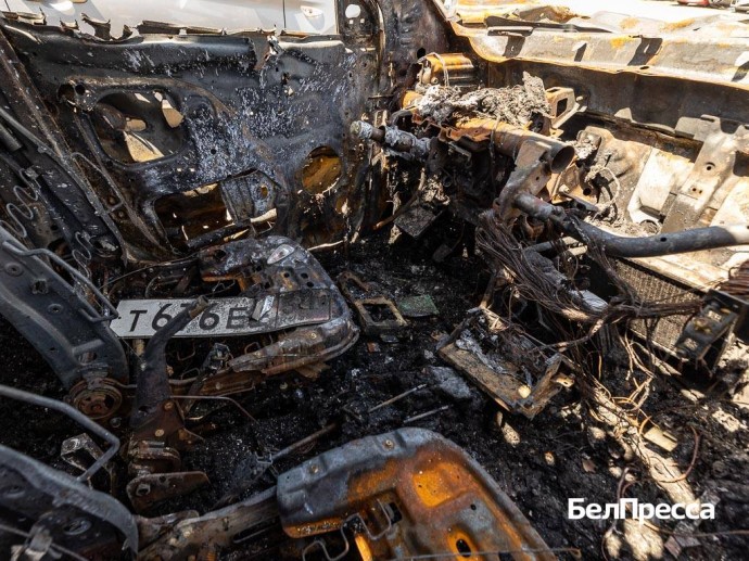 Дрон ВСУ ударил по легковушке в Валуйском округе – ранен 13-летний мальчик Дрон ВСУ ударил по легковушке в Валуйском округе – ранен 13-летний мальчик