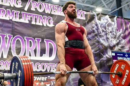 Открытый Кубок Мира по пауэрлифтингу собрал спортсменов из шести стран в Благовещенске Открытый Кубок Мира по пауэрлифтингу собрал спортсменов из шести стран в Благовещенске