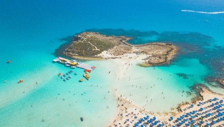 Кипр открывает визовые центры в России и СНГ