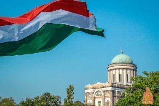 Орбан: Запад прикрывается защитой Украины и эксплуатирует ее