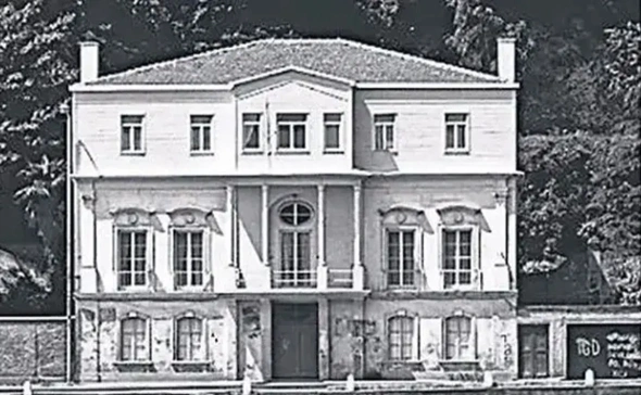 Историческая вилла на Босфоре возвращается наследникам российского дипломата Историческая вилла на Босфоре возвращается наследникам российского дипломата