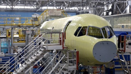 В России начали производить станки для сборки фюзеляжа пассажирского лайнера МС-21