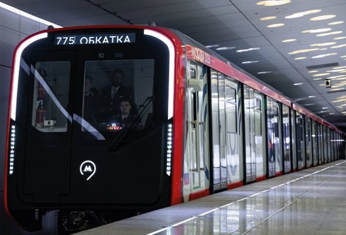 Доля современных поездов в московском метро достигла 80%