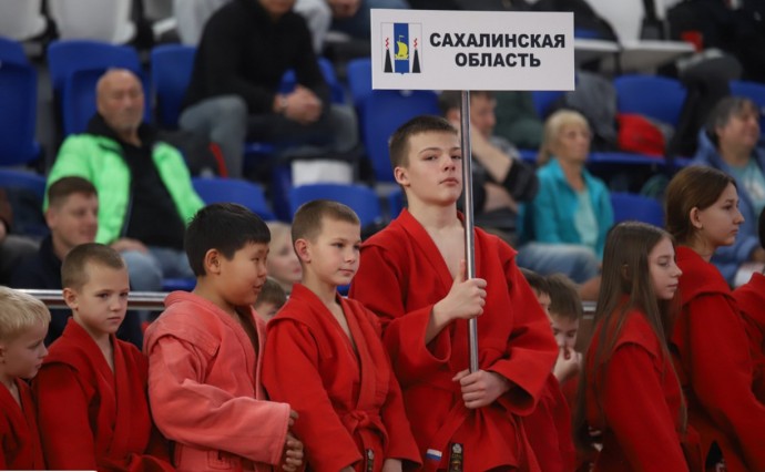 Более 360 спортсменов собрал Всероссийский день самбо на Сахалине