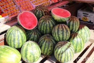 Эксперты рассказали, безопасно ли покупать арбузы и дыни в ноябре