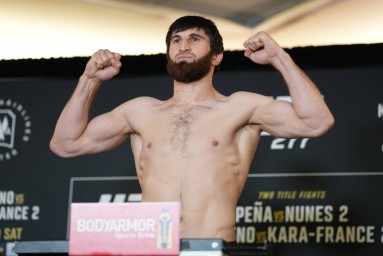 Анкалаев ищет себе нового соперника в полутяжёлом весе UFC